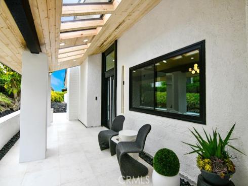 10 White Water Drive, Corona del Mar, CA