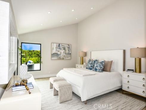 10 White Water Drive, Corona del Mar, CA