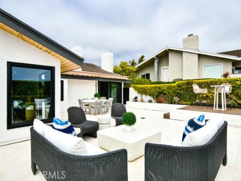 10 White Water Drive, Corona del Mar, CA