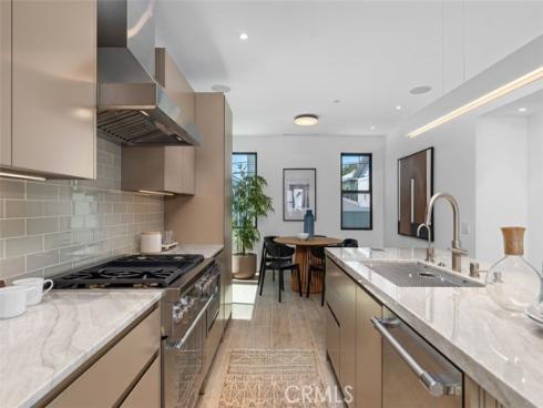 507 Marguerite Avenue, Corona del Mar, CA