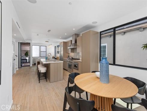 507 Marguerite Avenue, Corona del Mar, CA