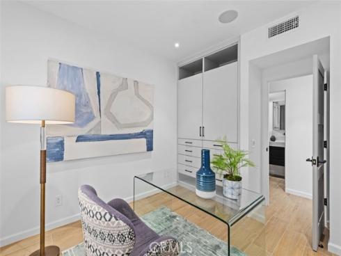 507 Marguerite Avenue, Corona del Mar, CA