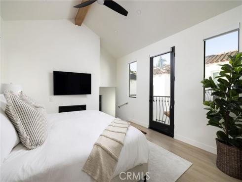 502 Jasmine A Avenue, Corona del Mar, CA