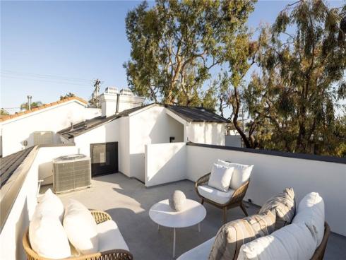 502 Jasmine A Avenue, Corona del Mar, CA