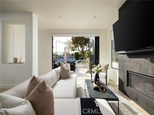 502 Jasmine A Avenue, Corona del Mar, CA