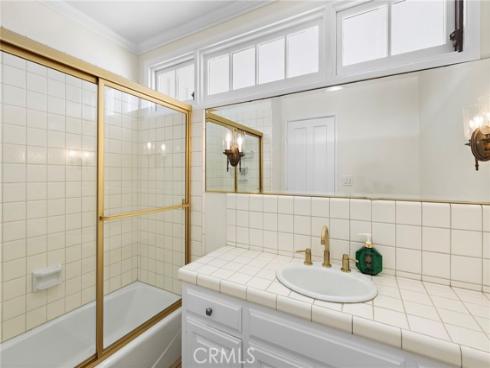 1524 Santanella , Corona del Mar, CA