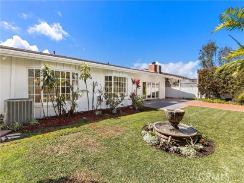 1524 Santanella , Corona del Mar, CA