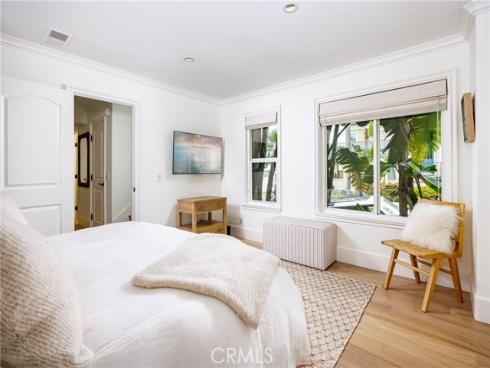 423 Poppy Avenue, Corona del Mar, CA