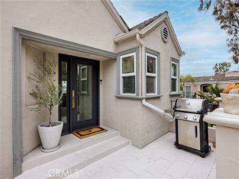 423 Poppy Avenue, Corona del Mar, CA