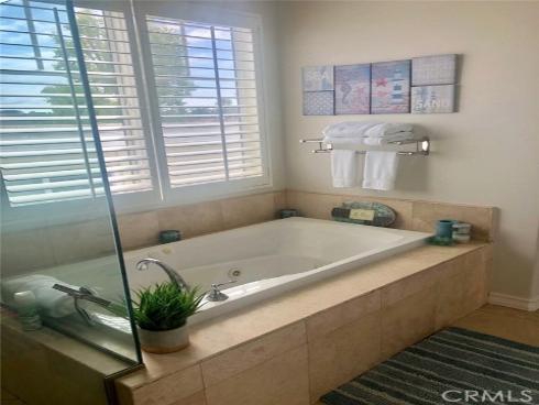 3401 5th Avenue, Corona del Mar, CA