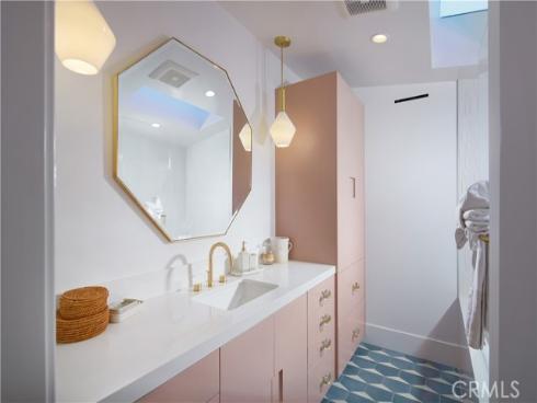 333 Milford Drive, Corona del Mar, CA