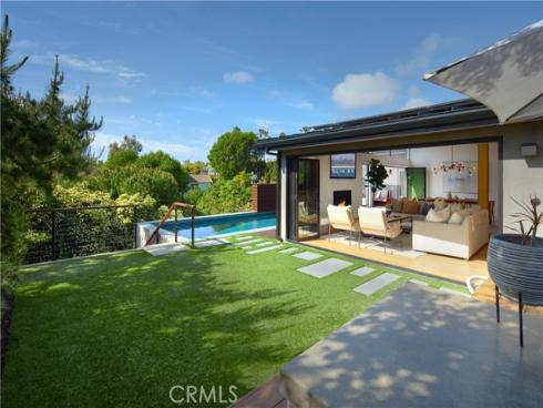 333 Milford Drive, Corona del Mar, CA