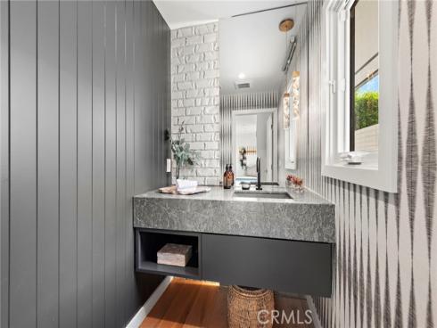 4709 Hampden Road, Corona del Mar, CA