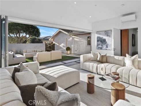 1318  Outrigger   Drive, Corona del Mar, CA