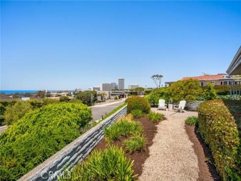 2701 Windover Drive, Corona del Mar, CA