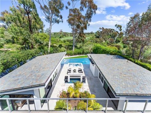 552 Seaward Rd , Corona del Mar, CA