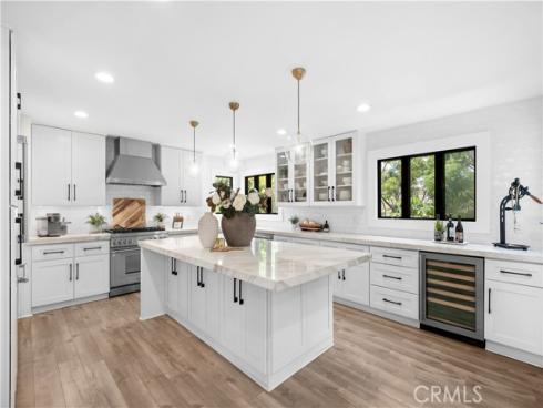 11  Mainsail   Drive, Corona del Mar, CA