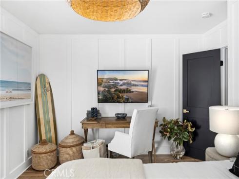 11  Mainsail   Drive, Corona del Mar, CA