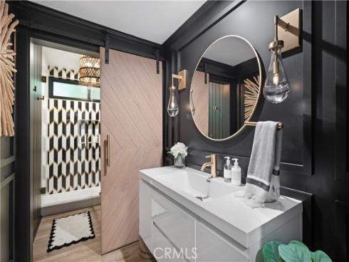 11  Mainsail   Drive, Corona del Mar, CA