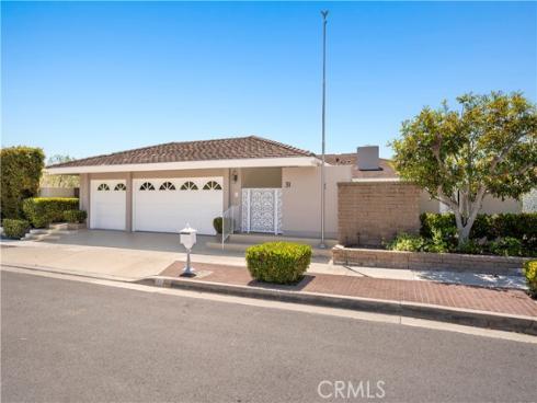 31 Carmel Bay Drive, Corona del Mar, CA
