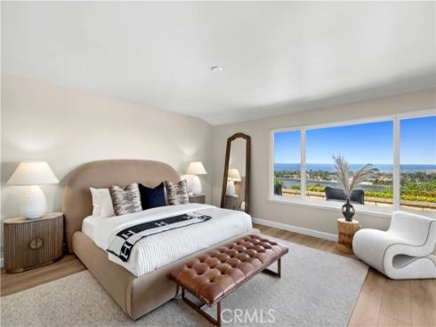 31 Carmel Bay Drive, Corona del Mar, CA
