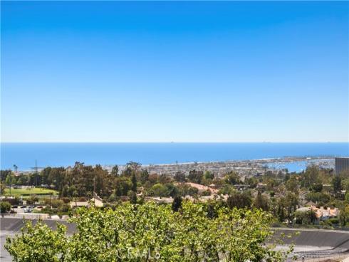 31 Carmel Bay Drive, Corona del Mar, CA