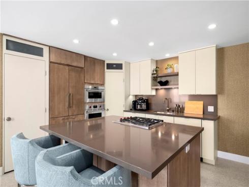 741 Avocado 101 Avenue, Corona del Mar, CA