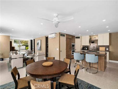 741 Avocado 101 Avenue, Corona del Mar, CA