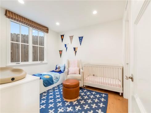 716 Iris Avenue, Corona del Mar, CA