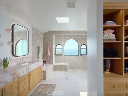 17  Muir Beach   Circle, Corona del Mar, CA