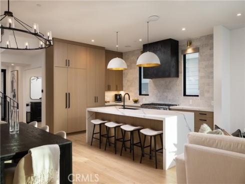 508 Goldenrod Avenue, Corona del Mar, CA