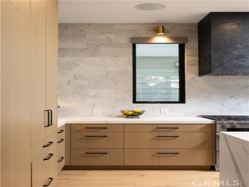 508 Goldenrod Avenue, Corona del Mar, CA