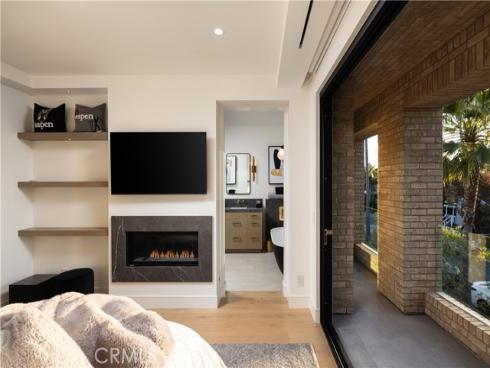 508 Goldenrod Avenue, Corona del Mar, CA