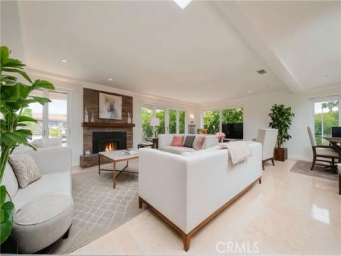4621 Hampden Rd , Corona del Mar, CA