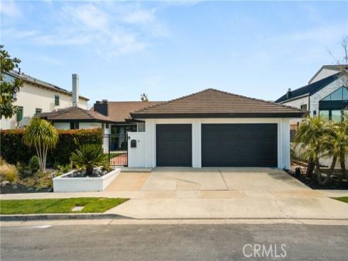1520 Sandcastle Drive, Corona del Mar, CA