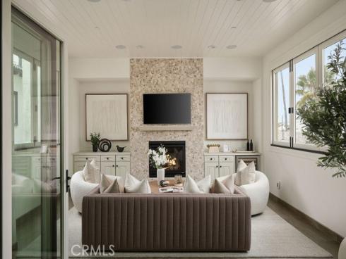 412 Goldenrod Avenue, Corona del Mar, CA