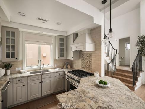 412 Goldenrod Avenue, Corona del Mar, CA