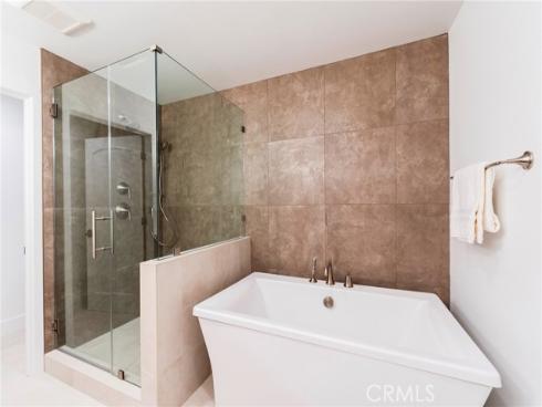 35  Beachcomber   Drive, Corona del Mar, CA