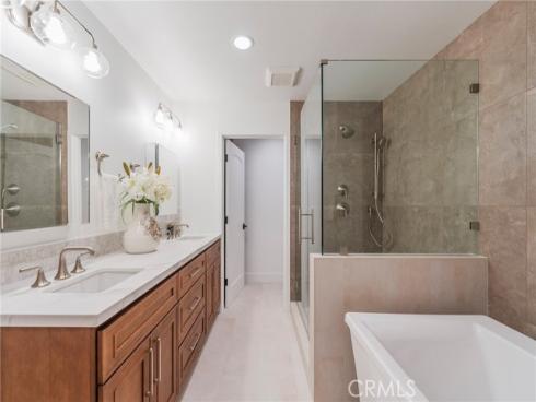 35  Beachcomber   Drive, Corona del Mar, CA