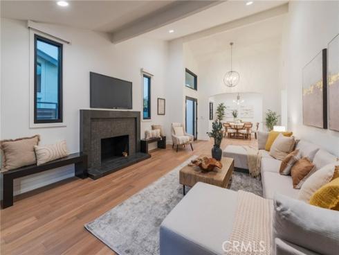 35  Beachcomber   Drive, Corona del Mar, CA