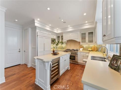 3201  4th Avenue   Avenue, Corona del Mar, CA