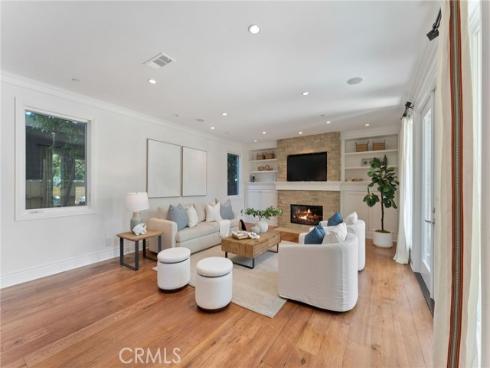 3201  4th Avenue   Avenue, Corona del Mar, CA