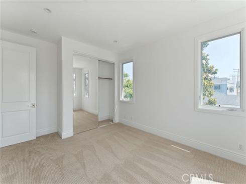 3201  4th Avenue   Avenue, Corona del Mar, CA