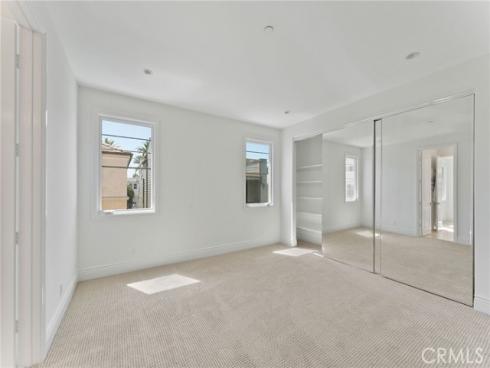 3201  4th Avenue   Avenue, Corona del Mar, CA