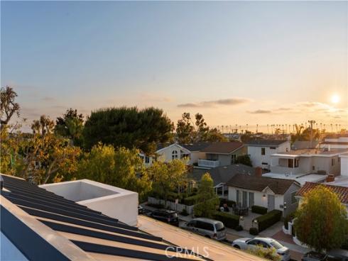 516  Larkspur   Avenue, Corona del Mar, CA