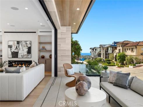 220  Carnation Ave.  , Corona del Mar, CA