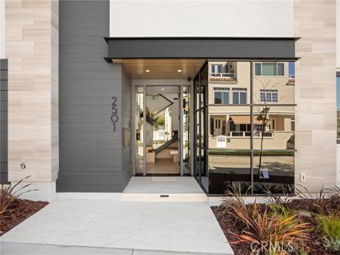 2501  Seaview Ave  , Corona del Mar, CA