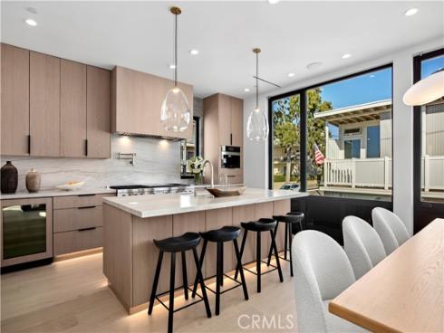 2501  Seaview Ave  , Corona del Mar, CA