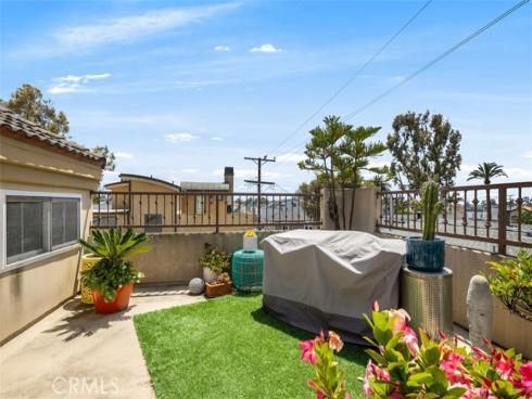 505  Marigold   Avenue, Corona del Mar, CA