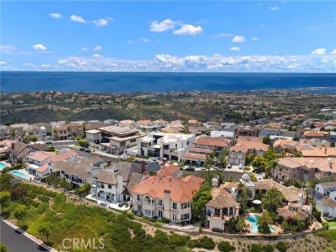 12 Rocky Point Road, Corona del Mar, CA
